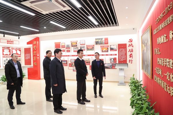 1608261219815061.jpg 新闻图 AI8I4412.jpg